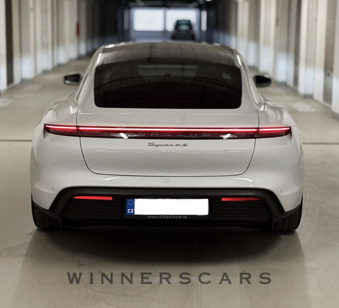 Porsche - Taycan 4S